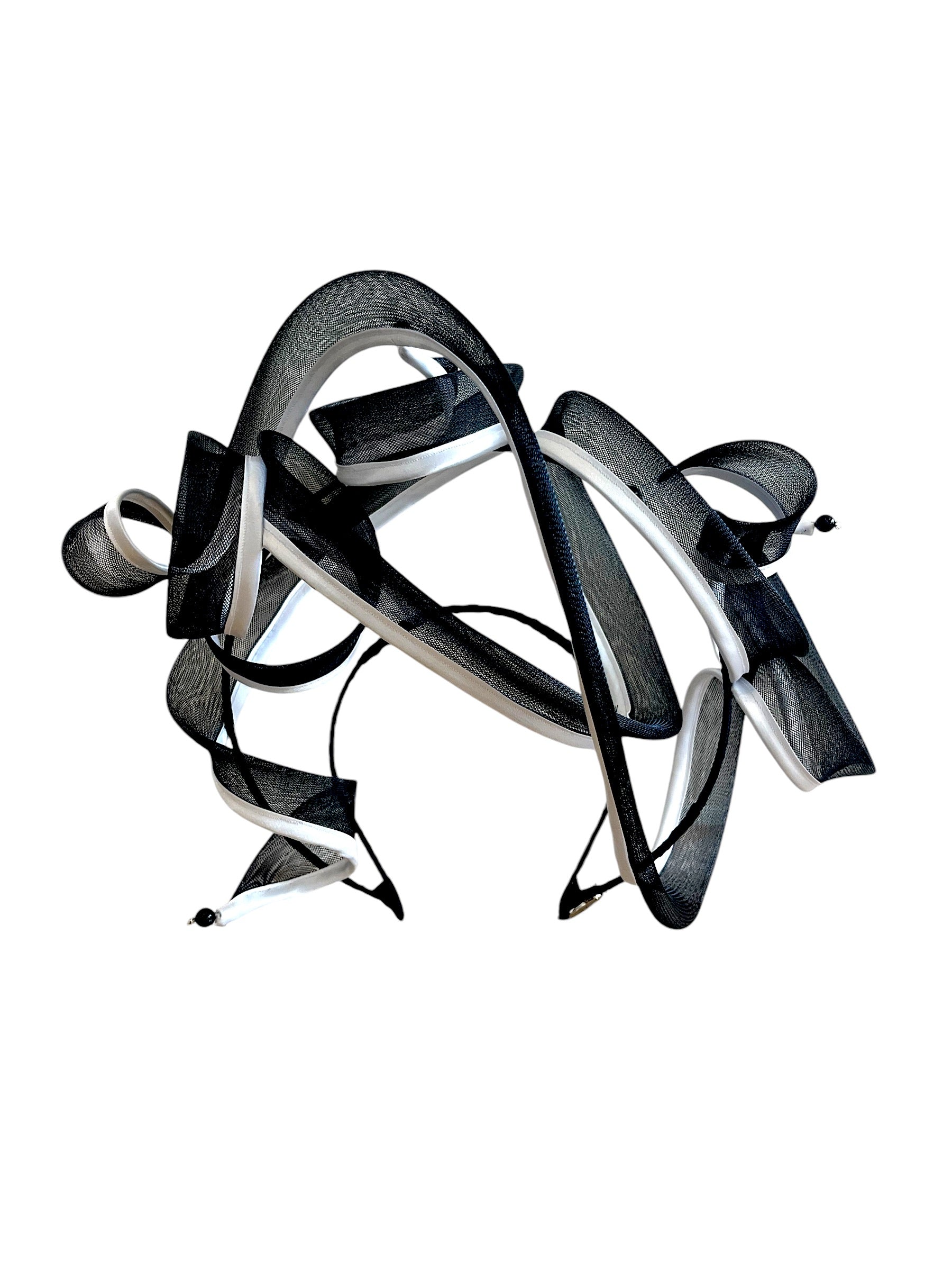 'Calypso' Black & White