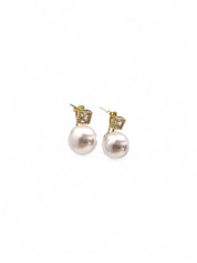 'Roxie' Pearl Stud Earrings