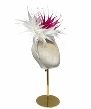 'Remmie' Pink & White