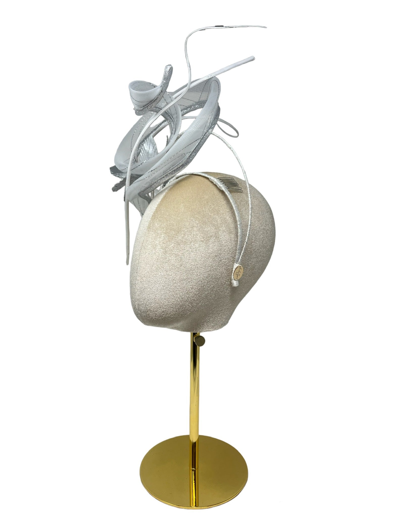 'Eris' White & Silver