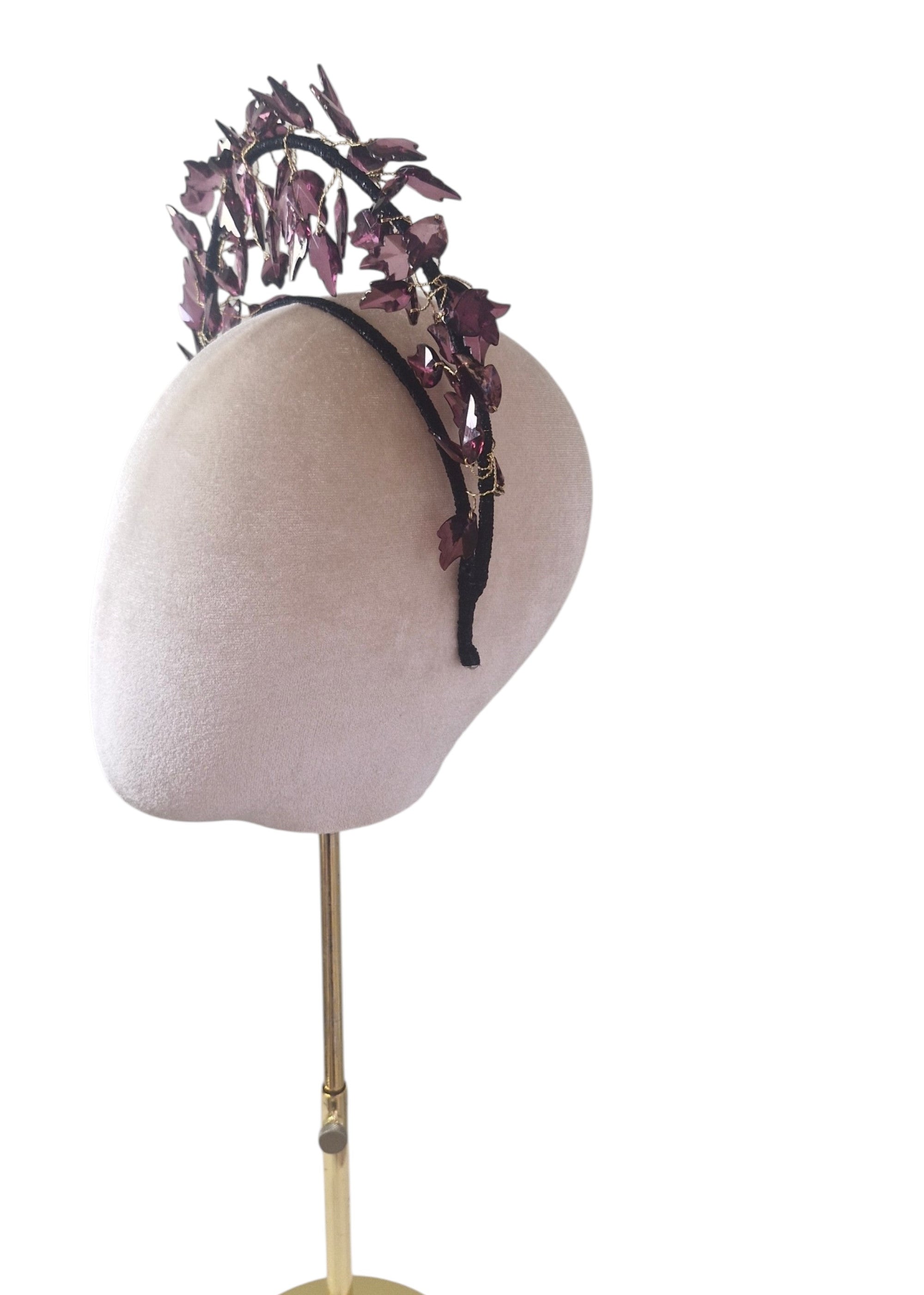 Gemstone_crown-Photoroom.jpg