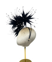 'Artemis' Black