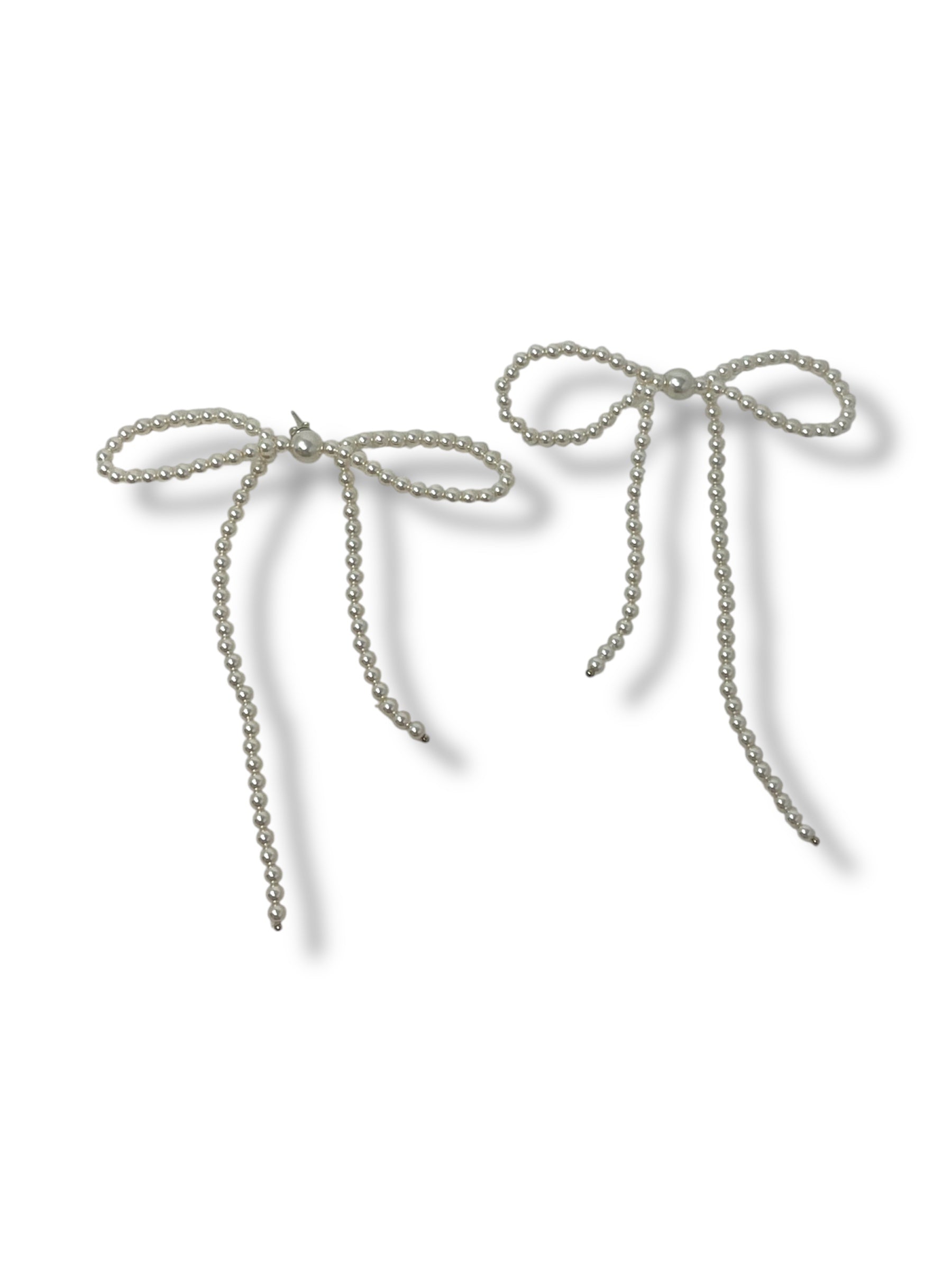 bowpearlsearrings.jpg