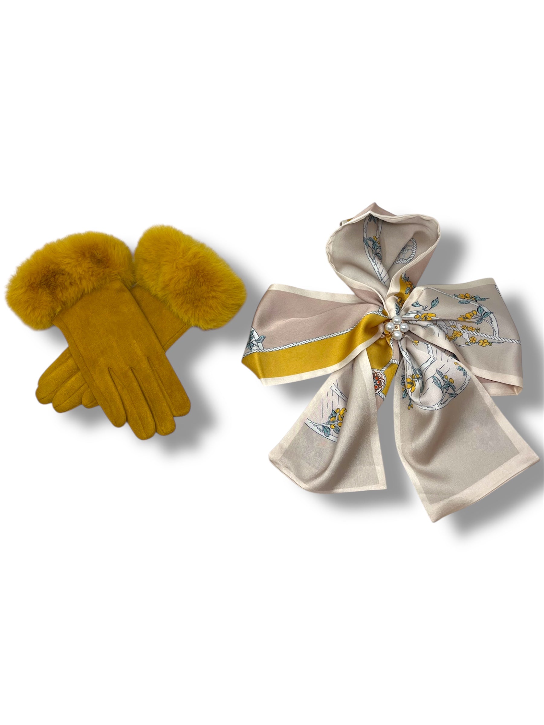giftsetglovesandscarf.jpg