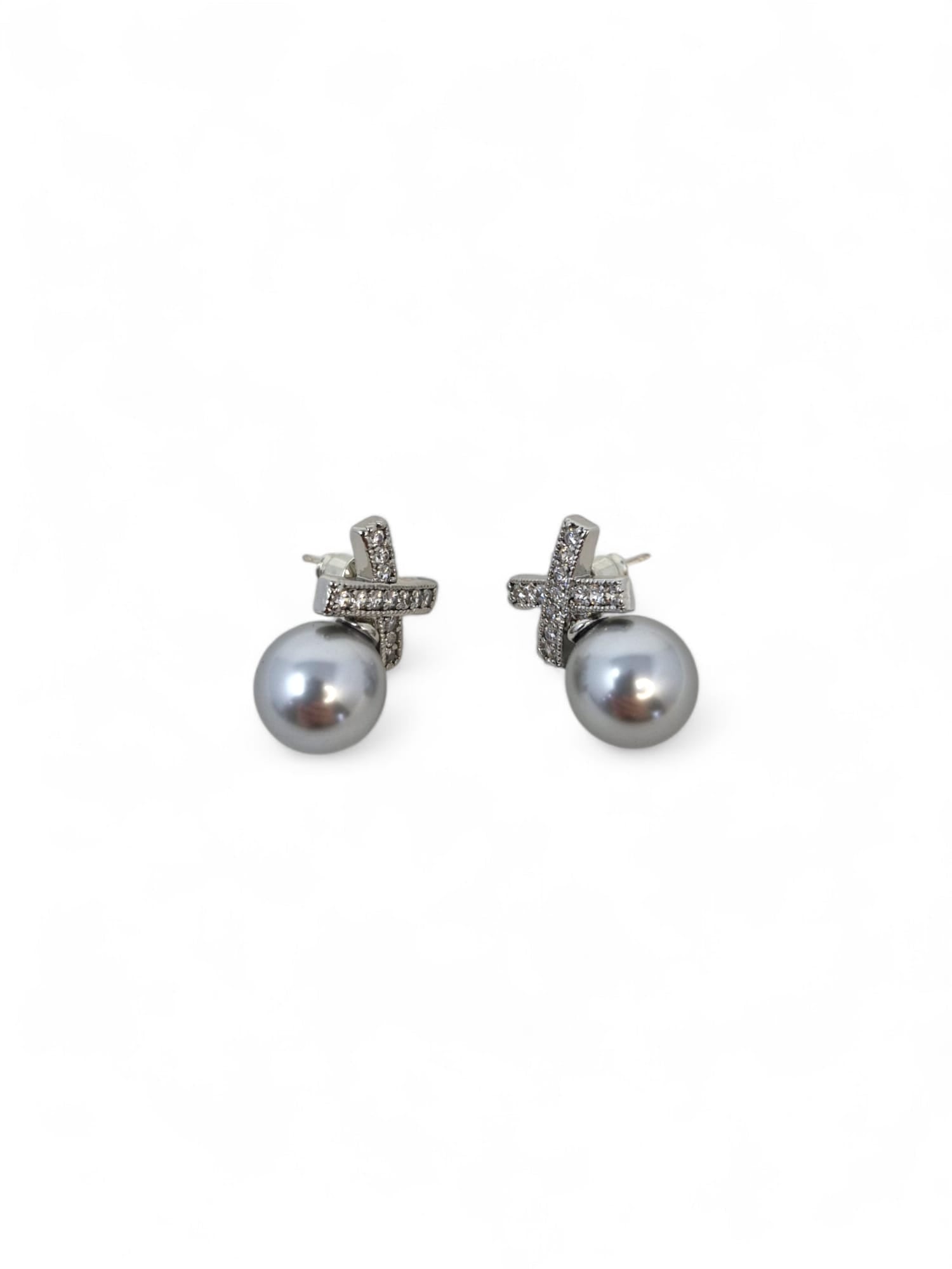 'Diana' Silver Pearl Stud Earrings