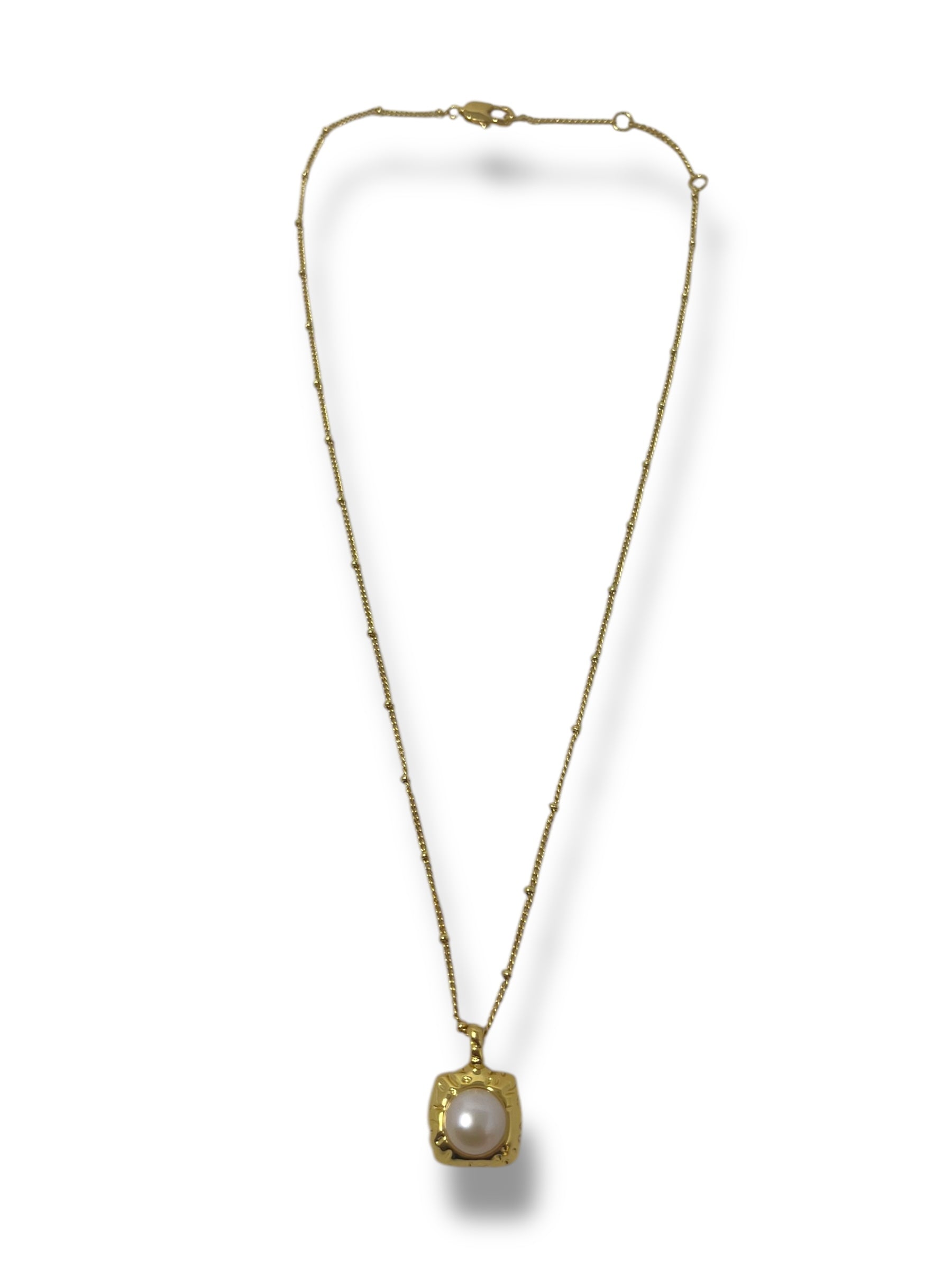 pearpendantnecklace.jpg