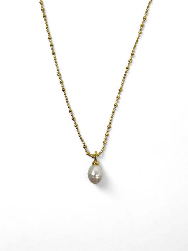 'Thea' Gold Pearl Necklace