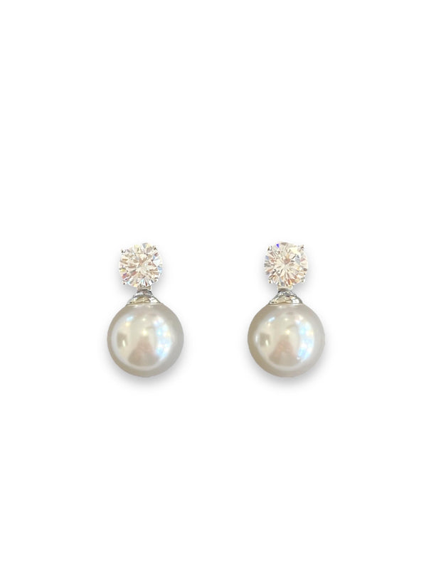 'Olivia' Pearl stud earrings