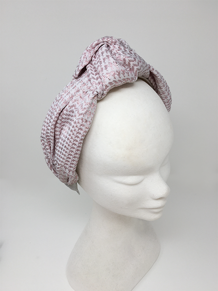 pink.1_0aab7430-cd04-485c-90a5-7a28d995dfa2.png